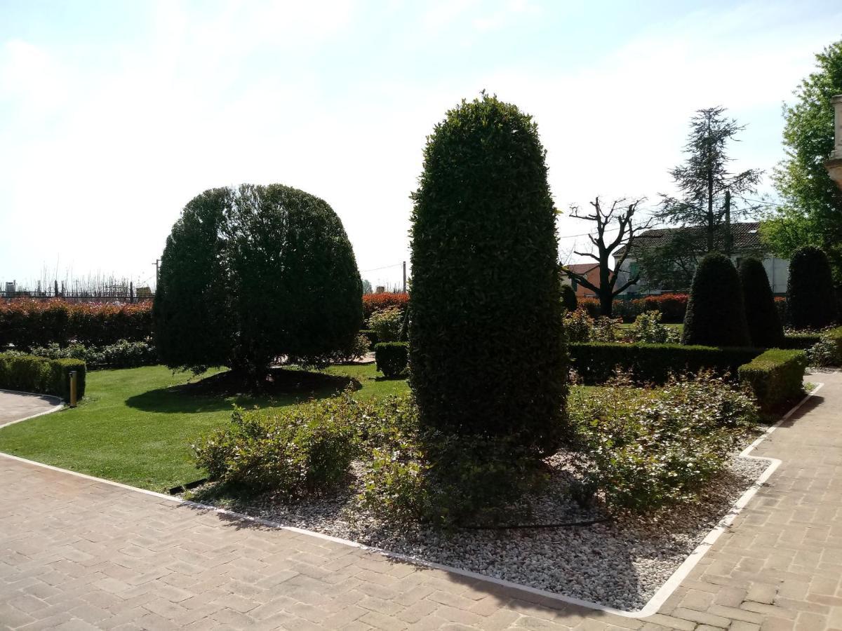 B&B Residence Il Ciliegio , Via Villa Superiore 93 Luzzara Suzzara Εξωτερικό φωτογραφία