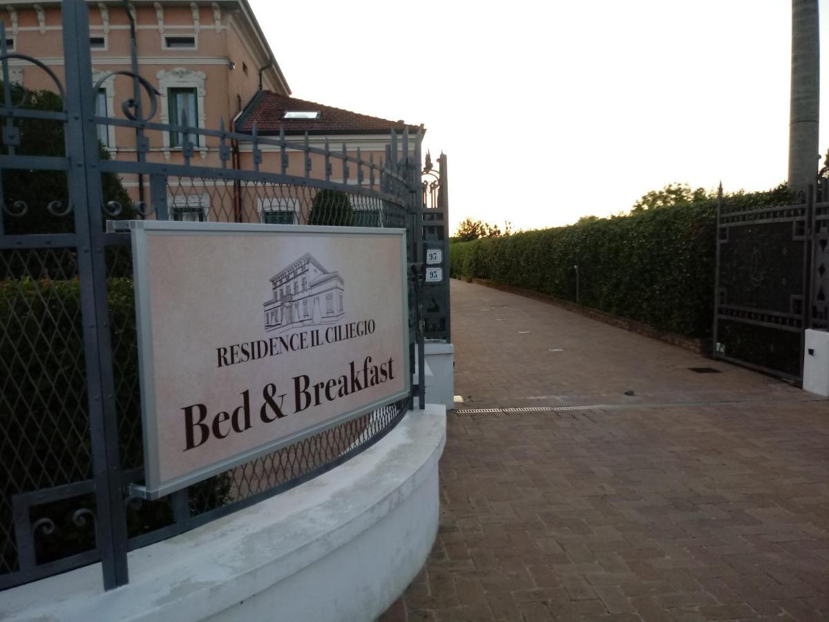 B&B Residence Il Ciliegio , Via Villa Superiore 93 Luzzara Suzzara Εξωτερικό φωτογραφία